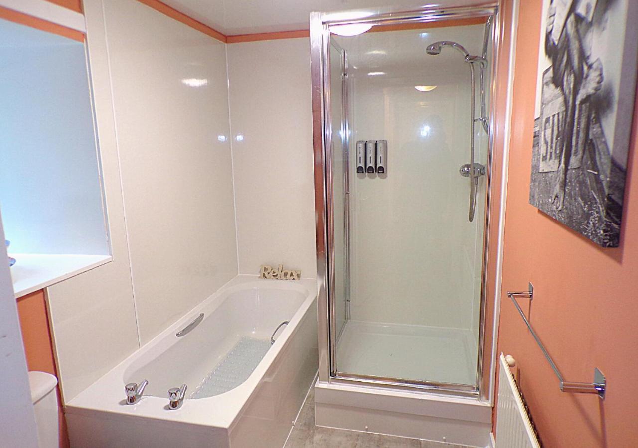 Whinstone Holiday Home In Falkland - Sleeps 8 Dış mekan fotoğraf