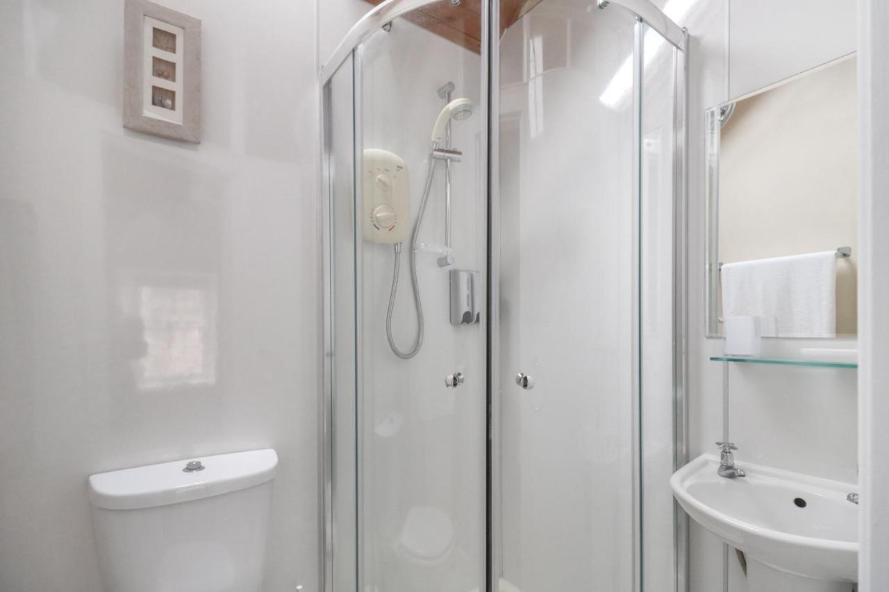 Whinstone Holiday Home In Falkland - Sleeps 8 Dış mekan fotoğraf